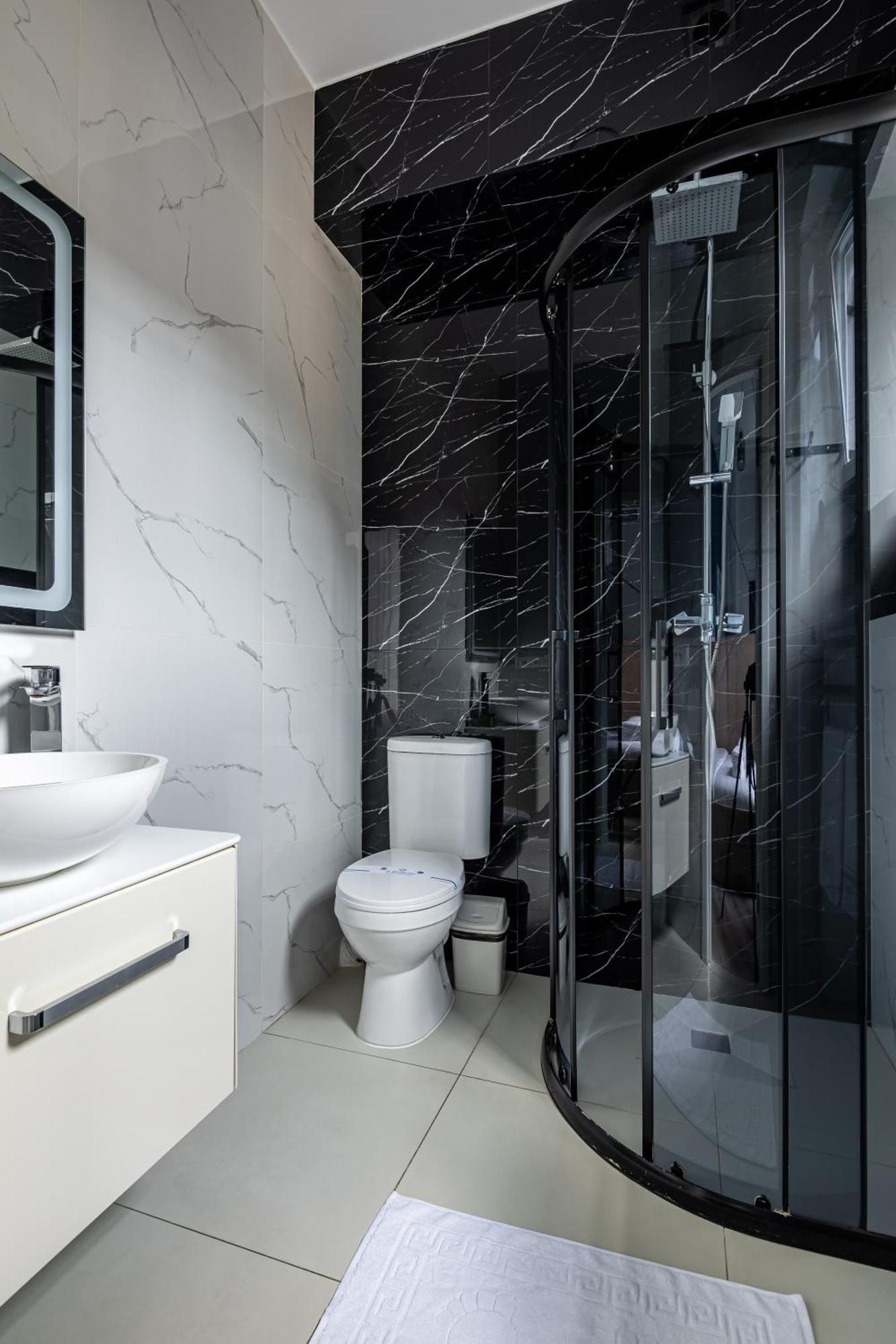 Avangard Kulisha 16 Apartment *